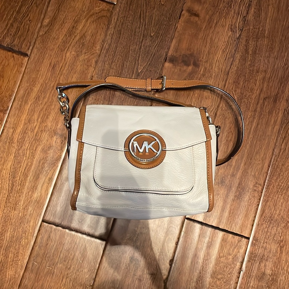 Michael Kors Cross body